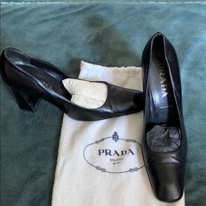 Prada Pumps